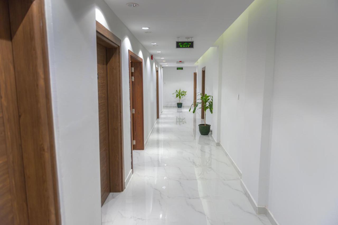 Al Sqlawi Hotel Apartment Ras al Hadd Exterior photo